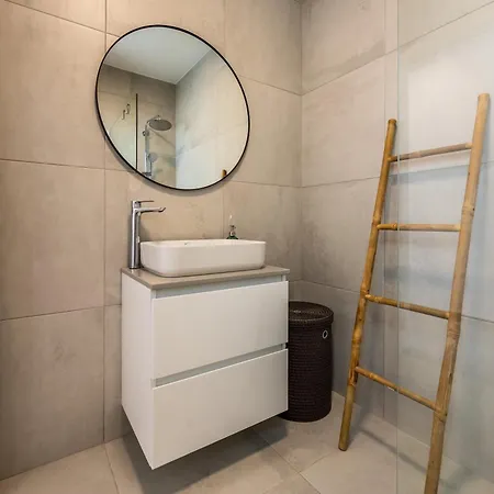 Charming And New Penthouse Close To Dome By Sf Homes *