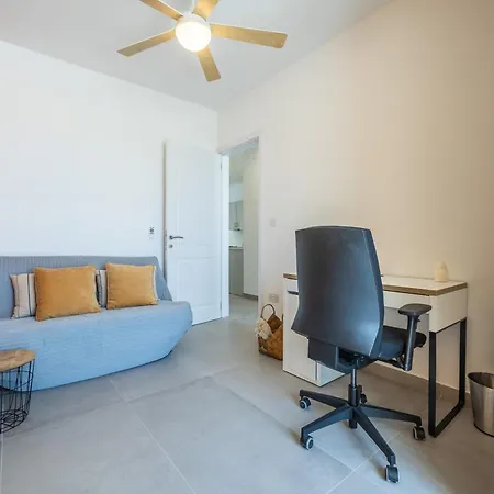 Charming And New Penthouse Close To Dome By Sf Homes