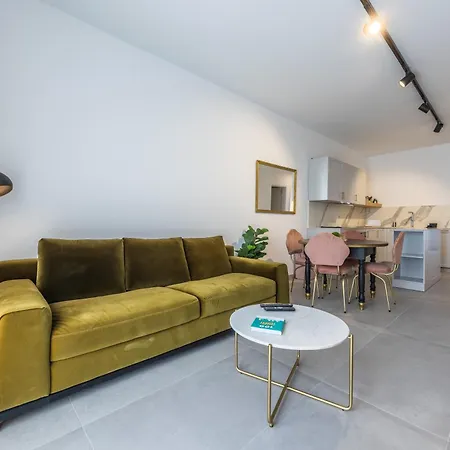 Charming And New Penthouse Close To Dome By Sf Homes Apartment *