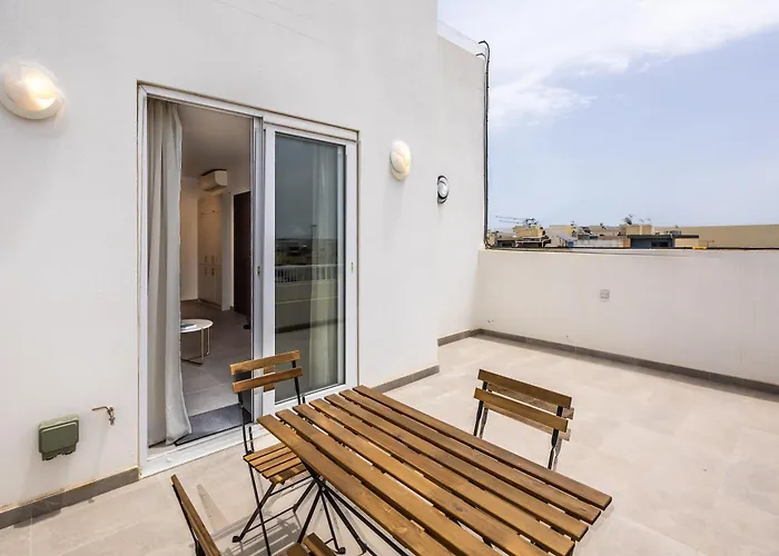 Apartment Charming And New Penthouse Close To Dome By Sf Homes